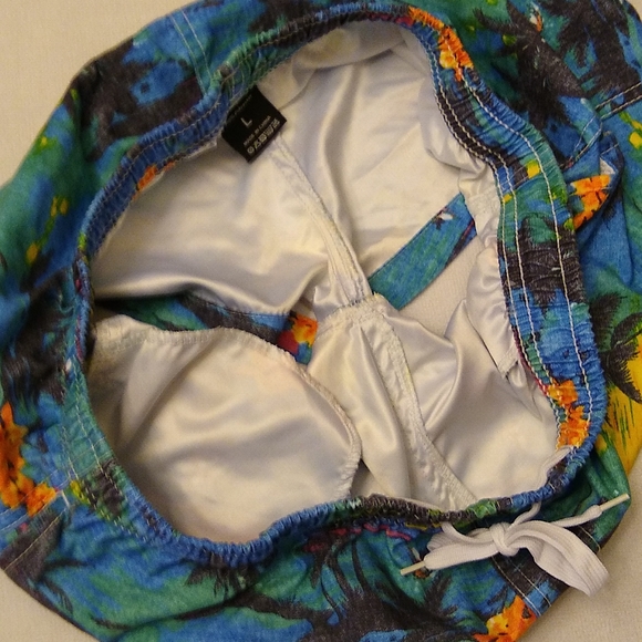 SEOBEAN TRUNKS - Picture 7 of 11